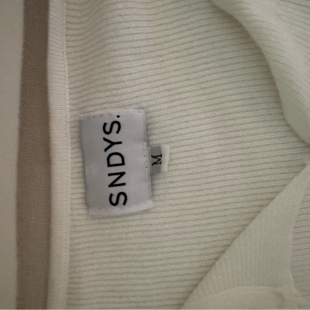 White Button-Up Cardigan - Picture 2 of 3